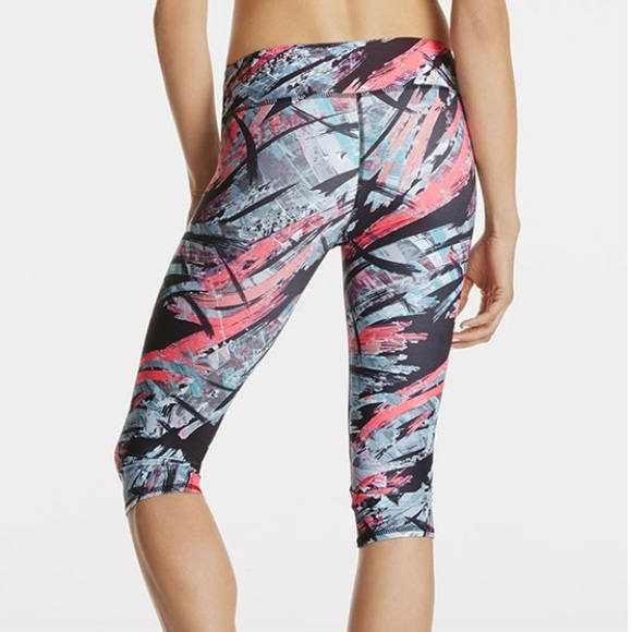 Fabletics Running Capris - Picture 5 of 5